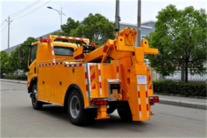 东洲高速路拖车费