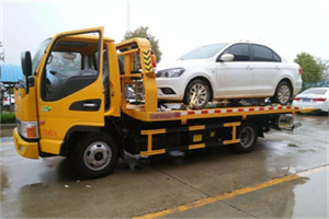 东洲附近拖车救援24小时服务热线